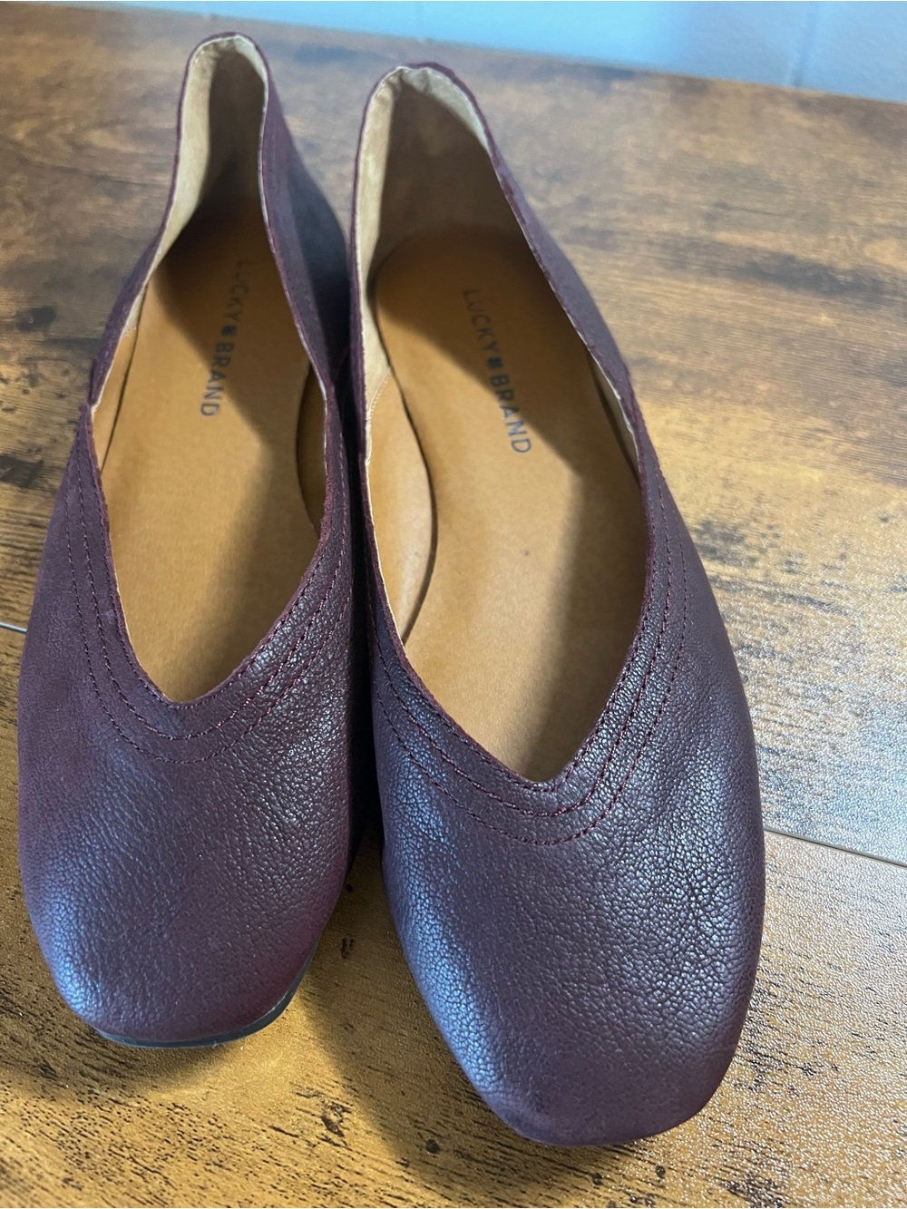 VGC Women's LUCKY BRAND Leather Flats, LK_ALBA, Wine color, Burgundy, Size 7M